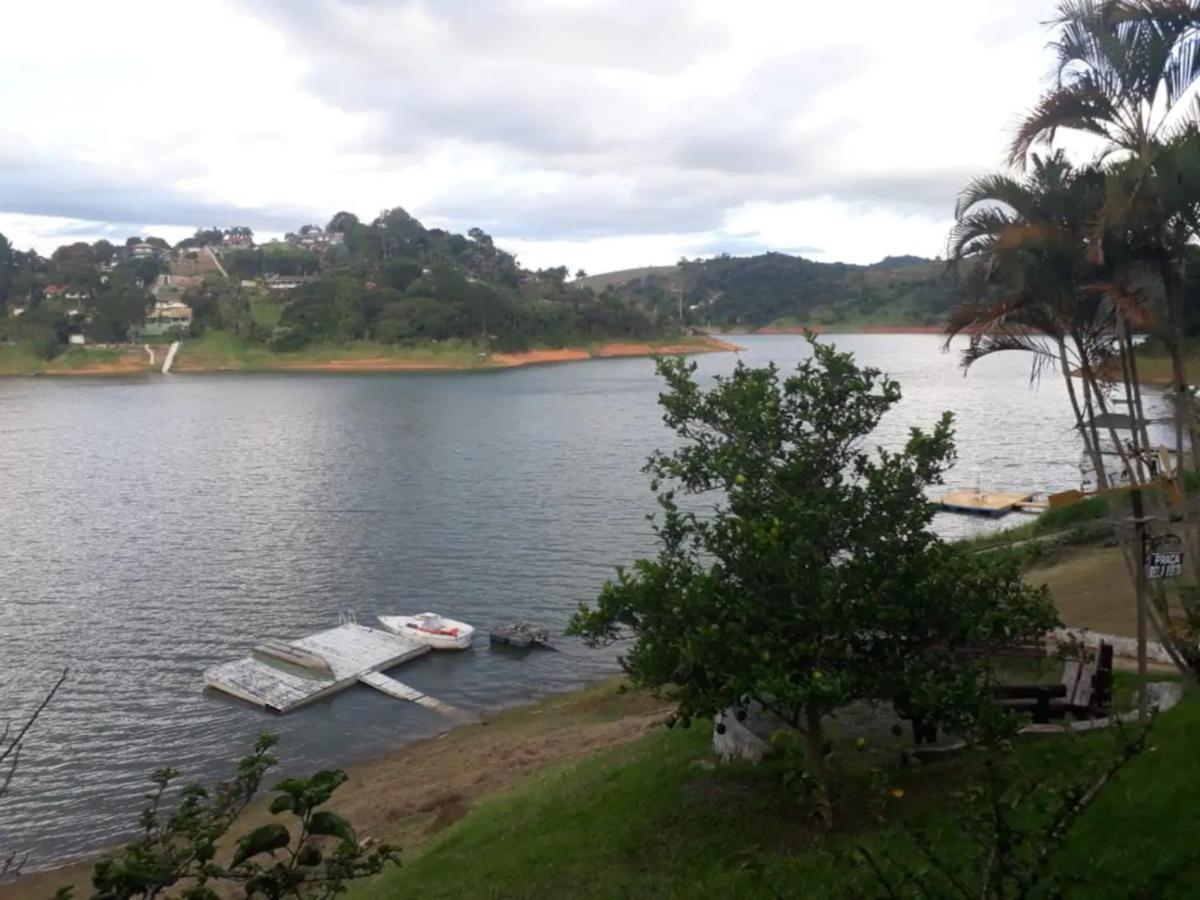 Maravilhoso Sitio Na Beira Da Represa Villa Igaratá Dış mekan fotoğraf